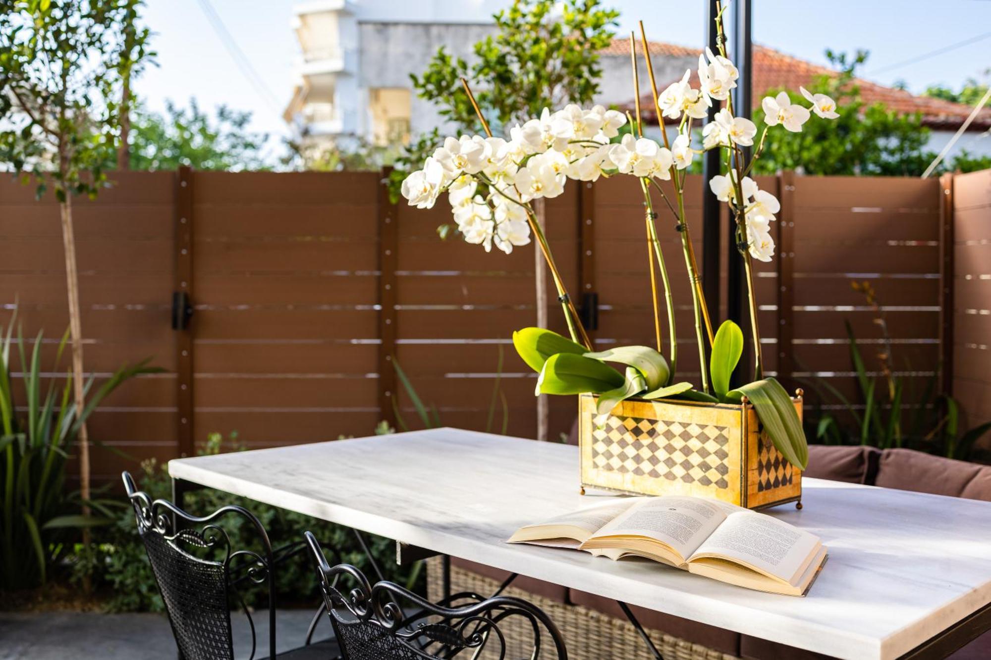 Villy'S Comfort Zone Apartments Kalamata Ngoại thất bức ảnh