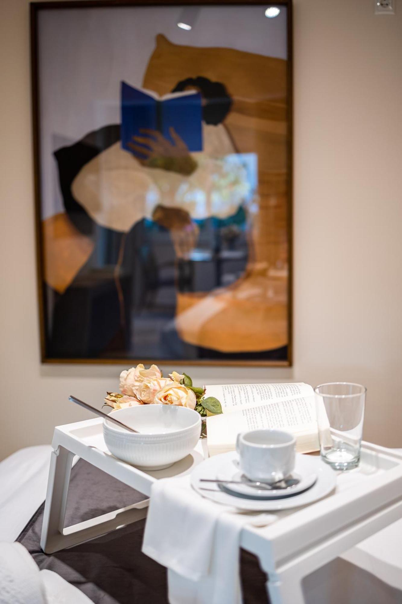 Villy'S Comfort Zone Apartments Kalamata Ngoại thất bức ảnh