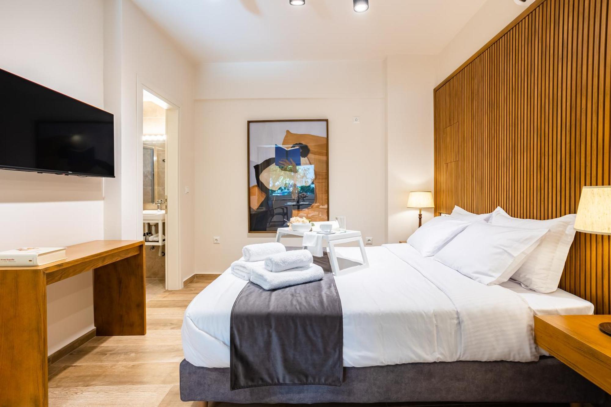Villy'S Comfort Zone Apartments Kalamata Ngoại thất bức ảnh