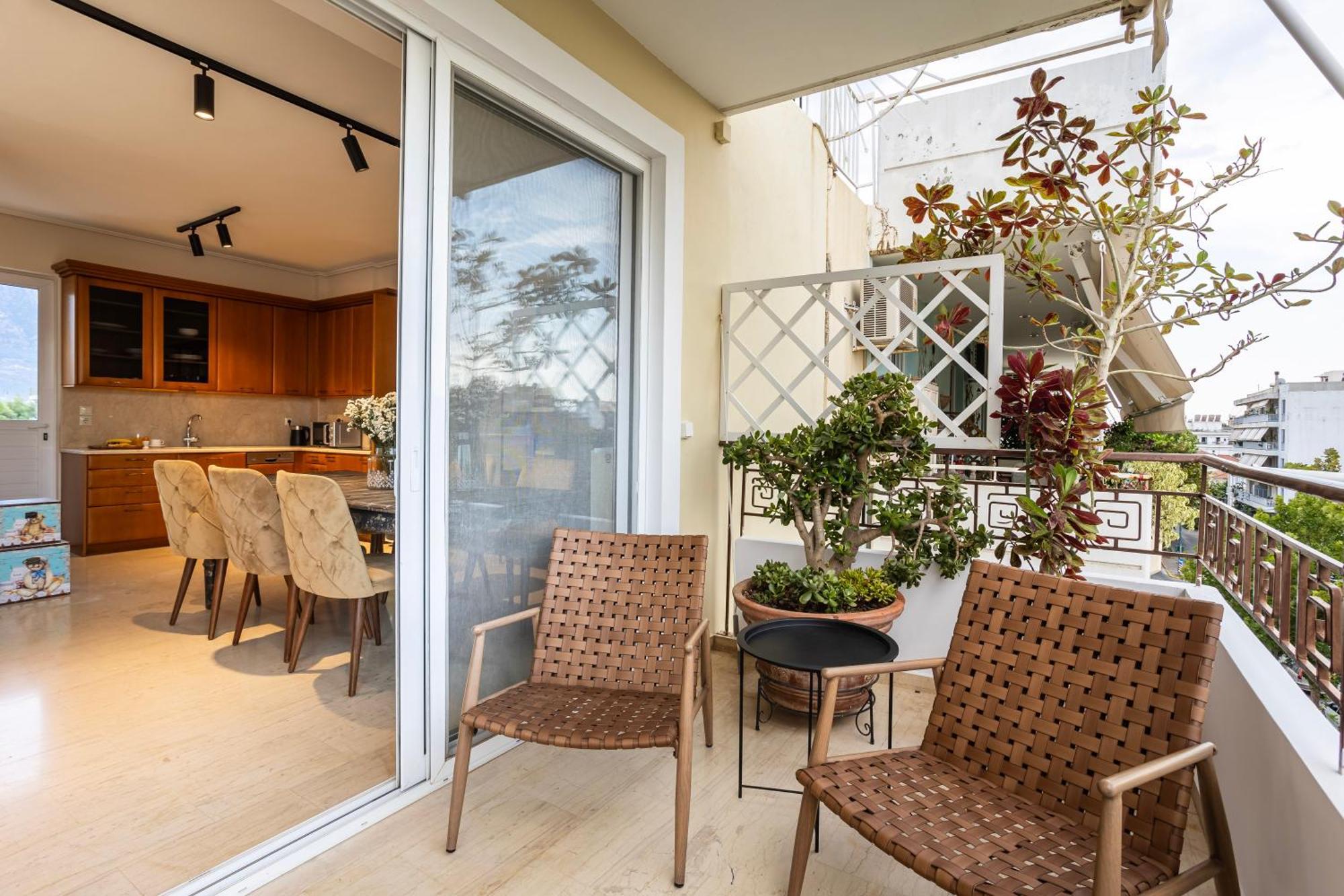 Villy'S Comfort Zone Apartments Kalamata Ngoại thất bức ảnh