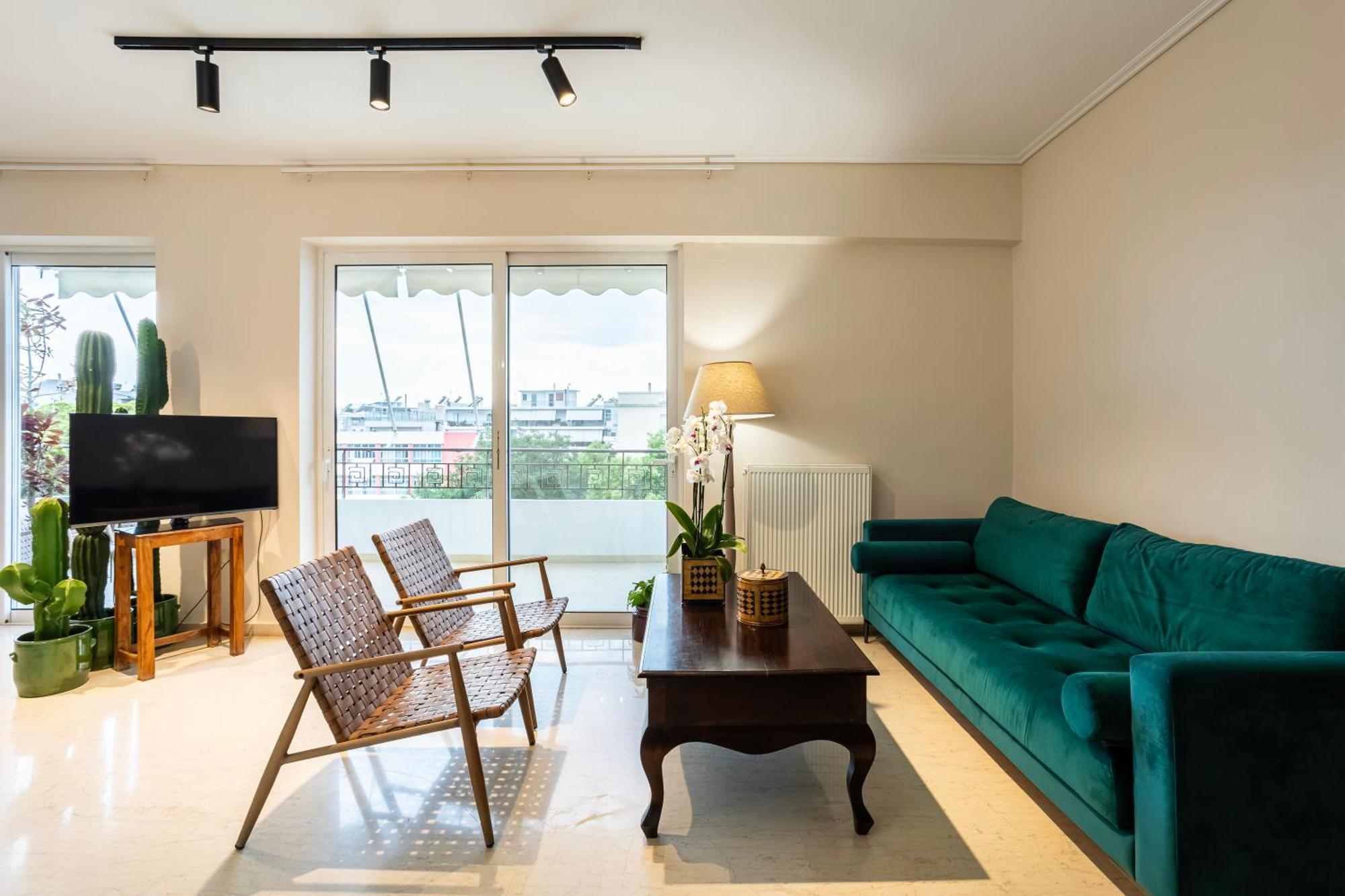Villy'S Comfort Zone Apartments Kalamata Ngoại thất bức ảnh