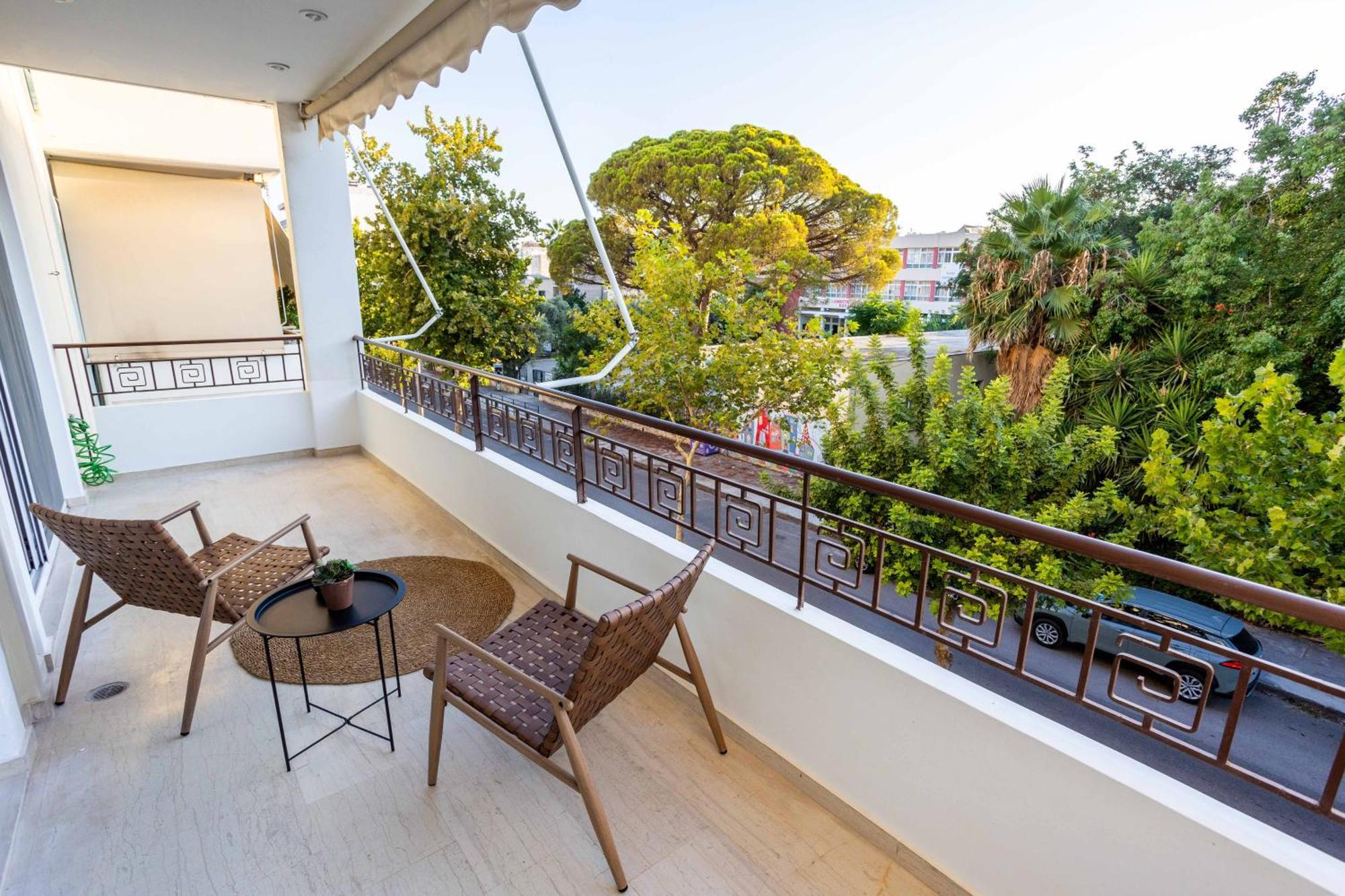 Villy'S Comfort Zone Apartments Kalamata Ngoại thất bức ảnh